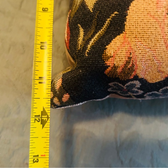 CONSIGNED - Picture 4 of 5